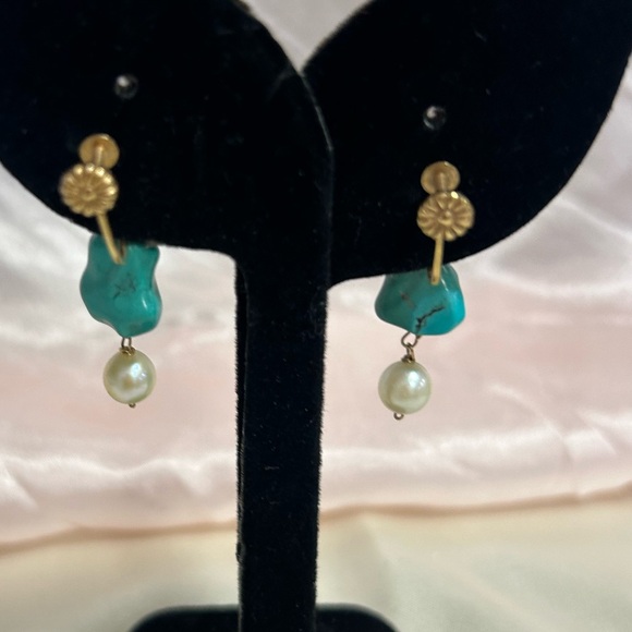 14 K gold Turquoise and cultured pearl vintage screw back earrings - Picture 5 of 10